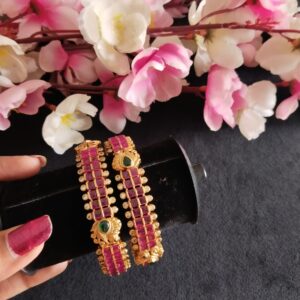 Simple Designer Stone Bangles (2 nos)