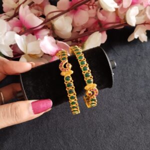 Simple Stone Designer Bangles (2 nos)