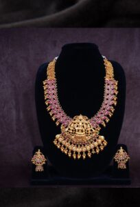 antique long neckalce set
