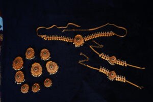 antik mahalakshmi hip belt jwellery with jadabillai