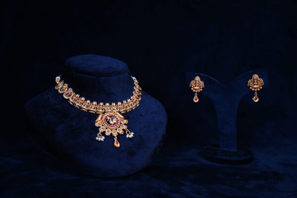 antik choker set