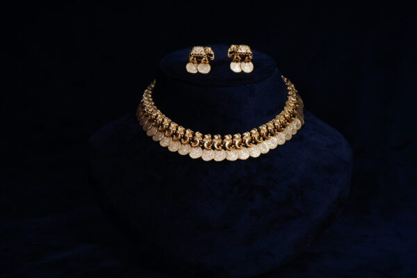 antik choker set