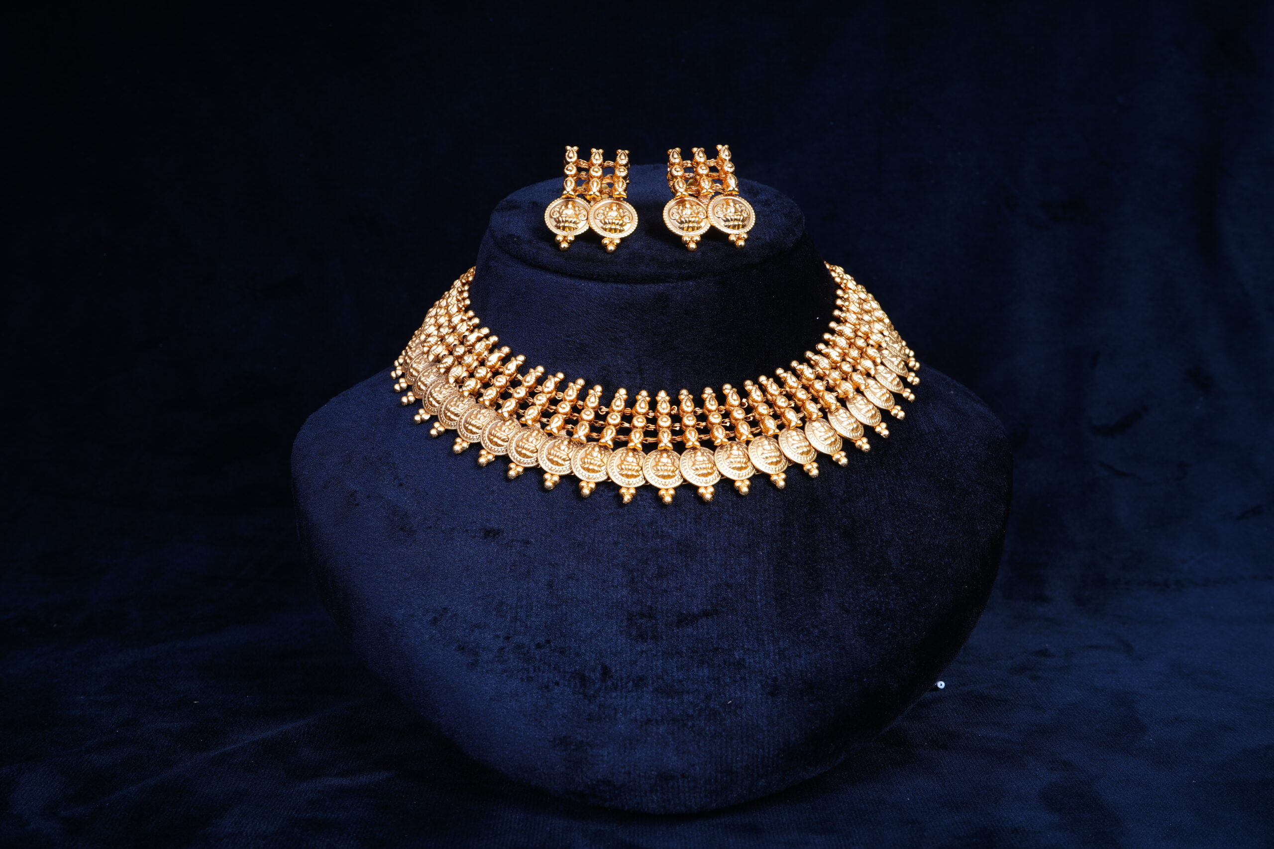 antik choker set