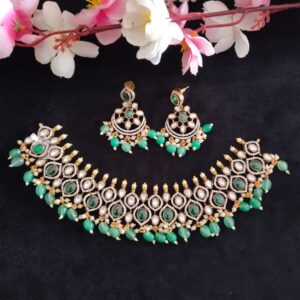 Royal Victorian Antique Necklace – Timeless Vintage Elegance